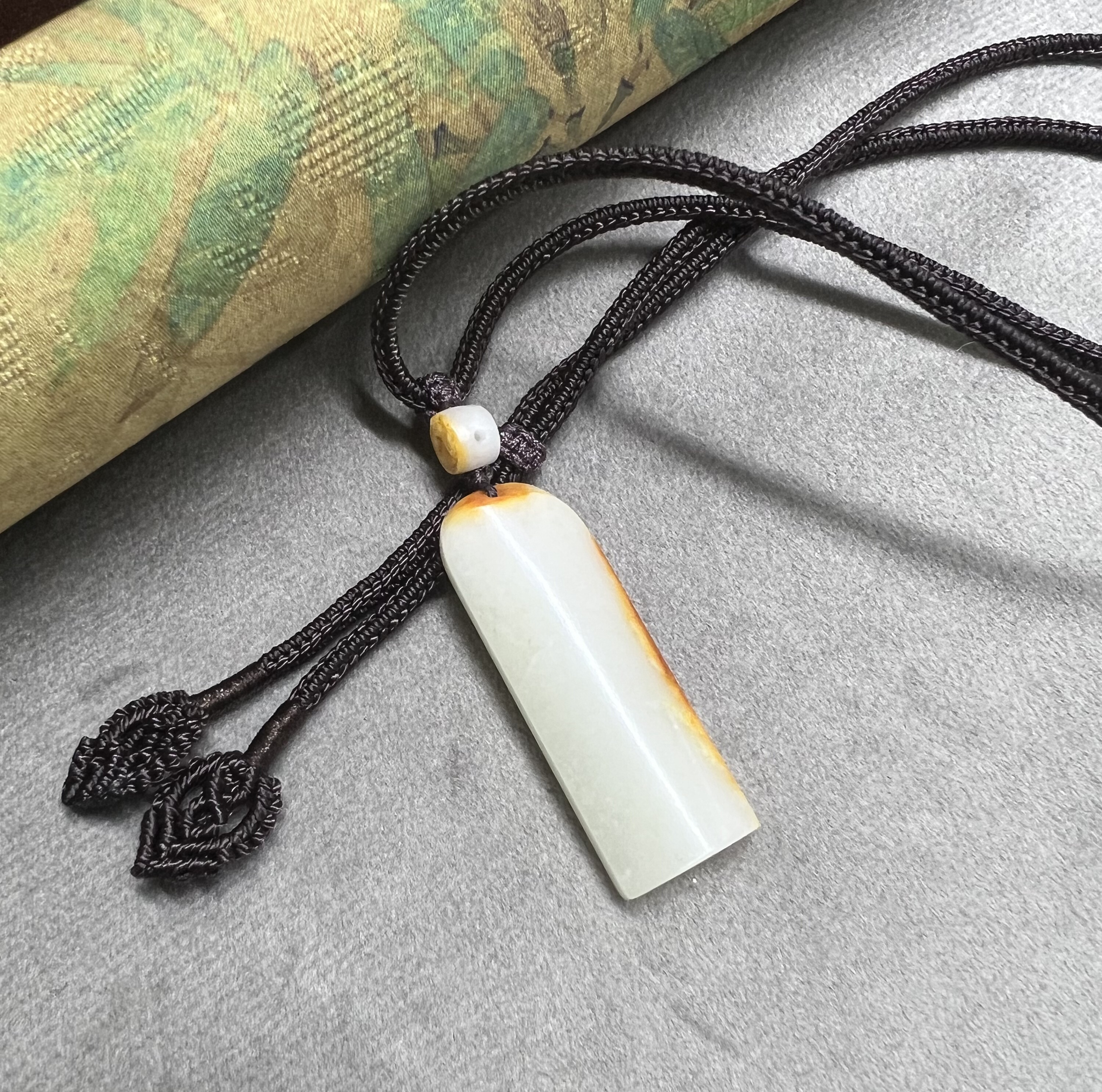 新疆和田玉籽料平安无事牌