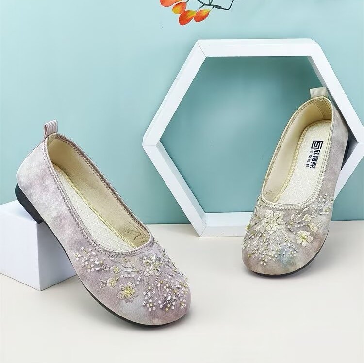 新款2026春季老北京布鞋女鞋一脚蹬平底妈妈鞋透气民族风绣花鞋,女鞋,传统布鞋,淘宝优惠券,粉丝福利购,淘宝优惠卷