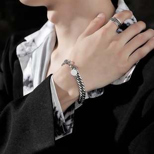 古巴手链男潮高级感小众简单大方钛钢男士手镯潮男个性男生饰品女