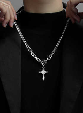 设计感轻奢高级十字架项链钛钢