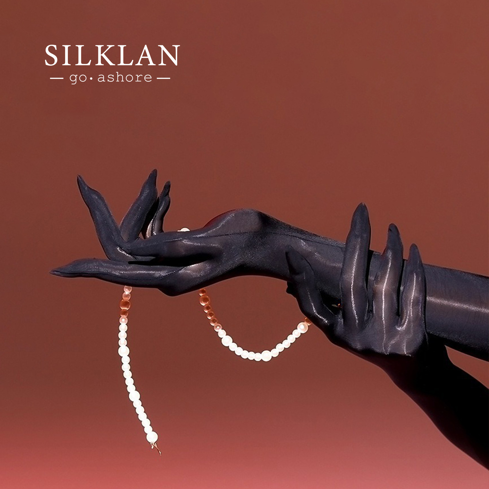 丝滑油亮丝袜手套性感婚礼飞机