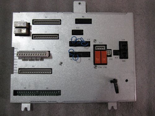 DSQC643 ABB机器人安全板3HAC024488-001 包好 现货 实物 成色新