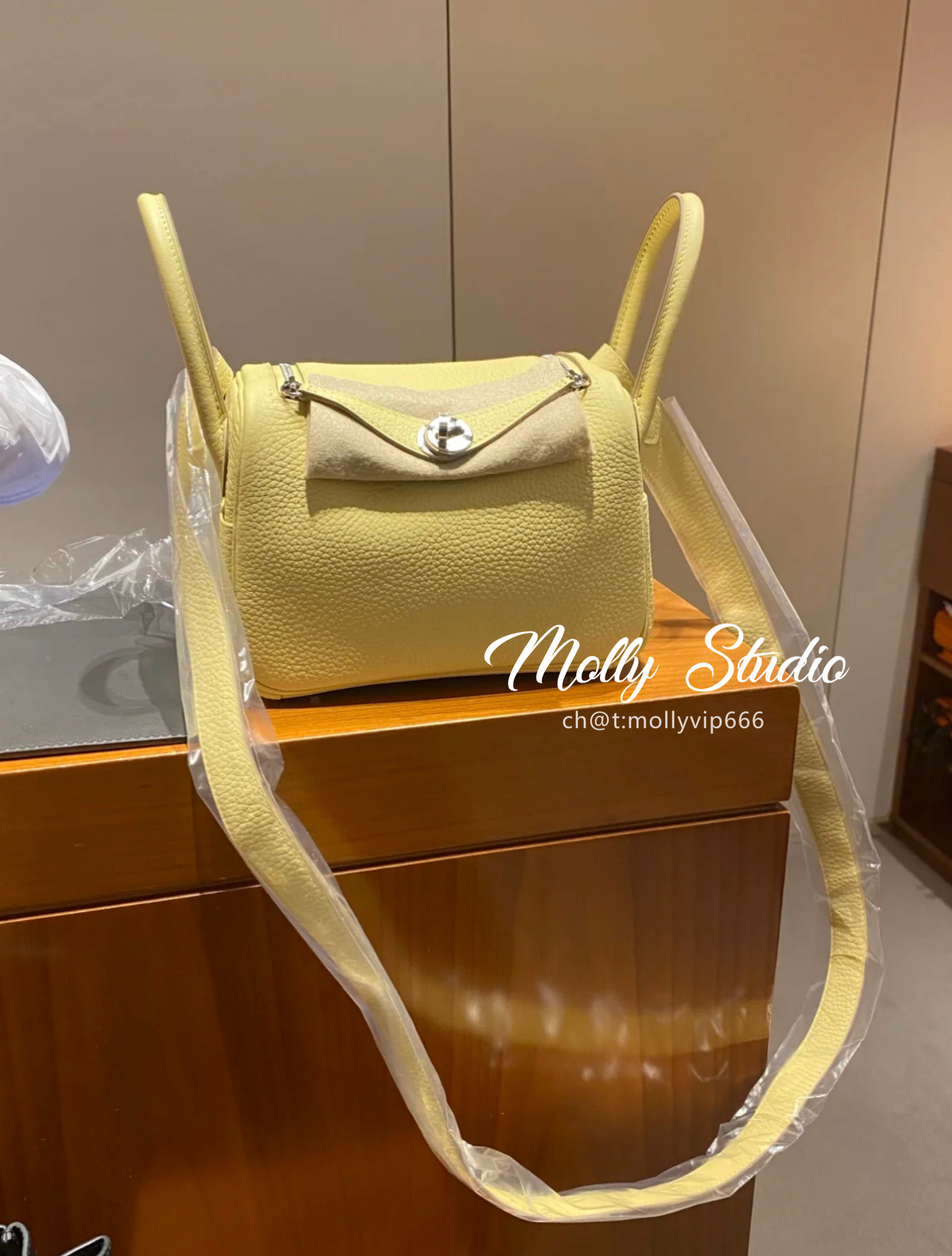 mini林迪包枕头包琳迪医生包纯手缝蜡线进口皮小鸡黄色H家