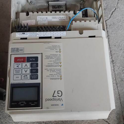 议价CIMR-G7B4015 安川G7变频器 15KW 工控调速装置维修