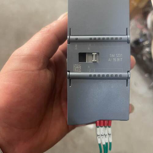 议价231-5ND32-0XB0 SM1231 AI 16BIT 工控模拟量输入模块维修