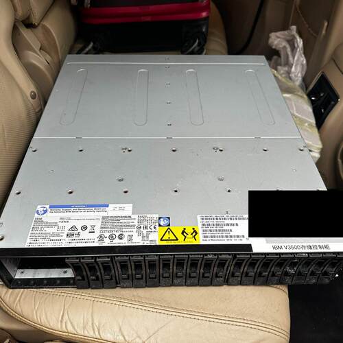 议价V3500 IBM存储控制柜 机架式 SAS 企业数据存储维修