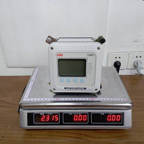 议价TB84PH2000300 ABB pH/ORP/pION 工业工控检测变送器维修