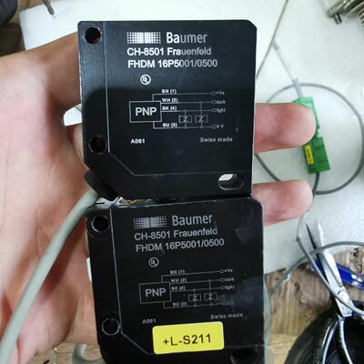 议价FHDM16P5001/0500光电开关传感器堡盟PNP型CH-8501维修