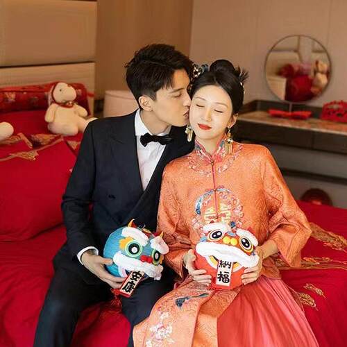 结婚接醒领证拍照道具IYUQX狮灯笼龙头姐妹团亲D堵门婚礼布置拦门