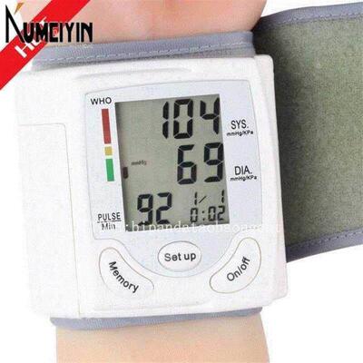 2015 automatic igital wrist cuff bloo pressure monitor arm
