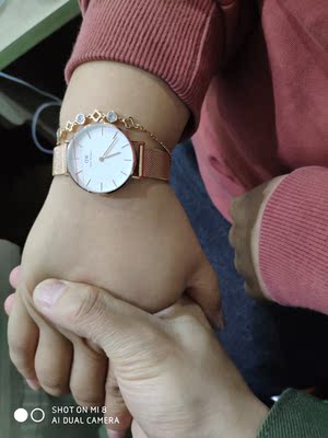 口碑评论Daniel WellingtonDW00100161手表怎么样，用后一年口碑反馈！