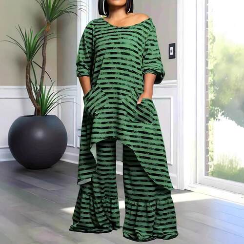 Women's plus size suit with oversized top and wide leg
