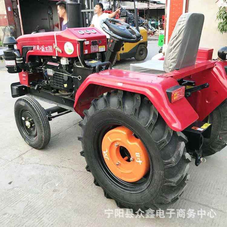 宁夏家用小四轮车单杠两驱32马力拖拉机家用旋耕播种都可用