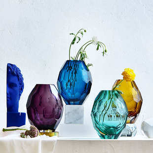 新款 库尔贝多棱角超质感彩色玻璃花瓶 花器 样板房装饰品摆件