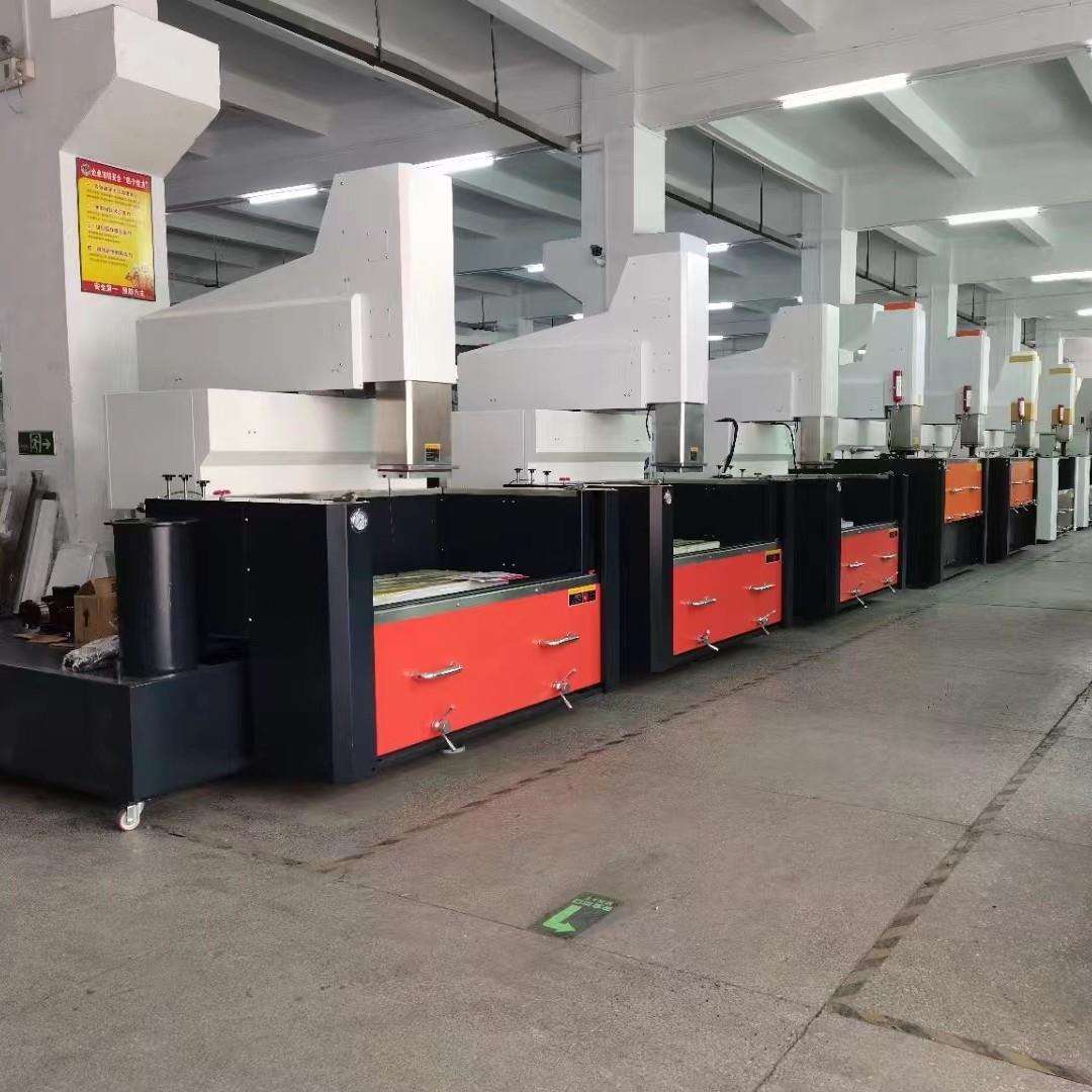 电火花机生产螺纹模具加工镜面火花机CNC850牛头电火花机床