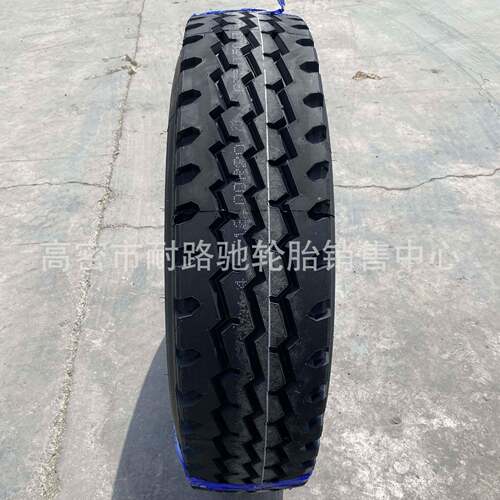 1200R20轮胎 前进GL682A三线 前四后八重载车 翻斗运输工程车轮胎