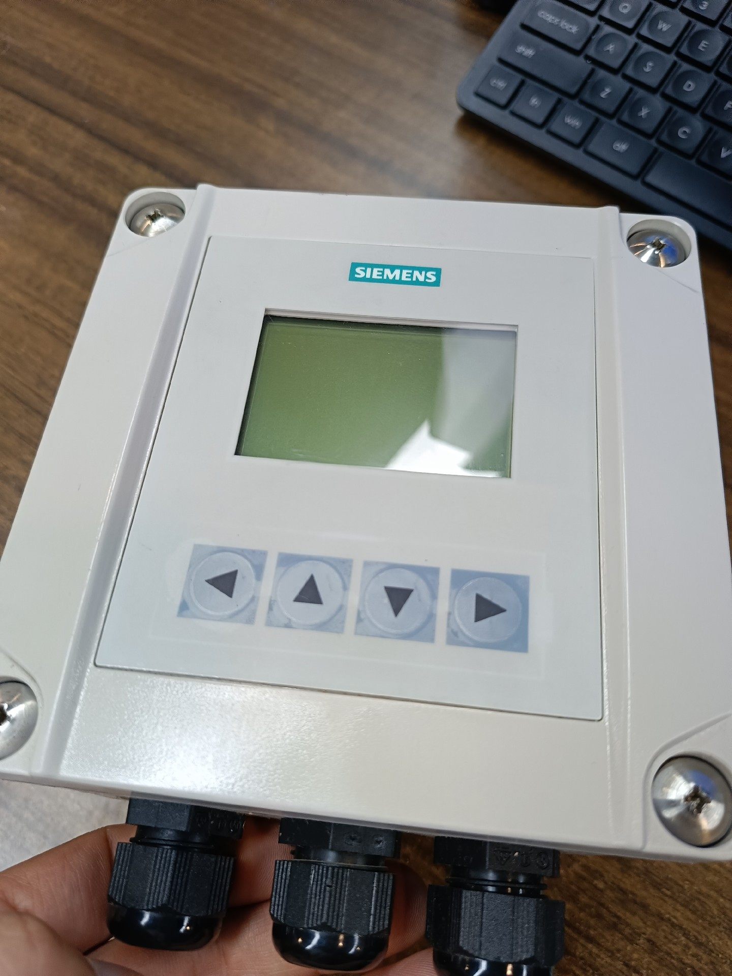 7ML5050-0AA22-1DA0西门子超声波变送器，成色