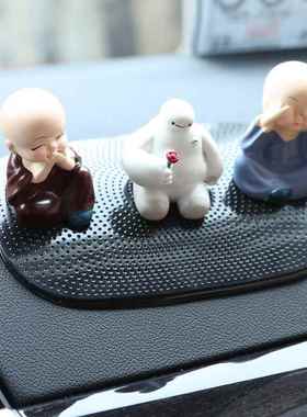 车载玩偶固定无痕摆件装饰公仔饰品手办底座脚胶贴纳米吸附防滑垫