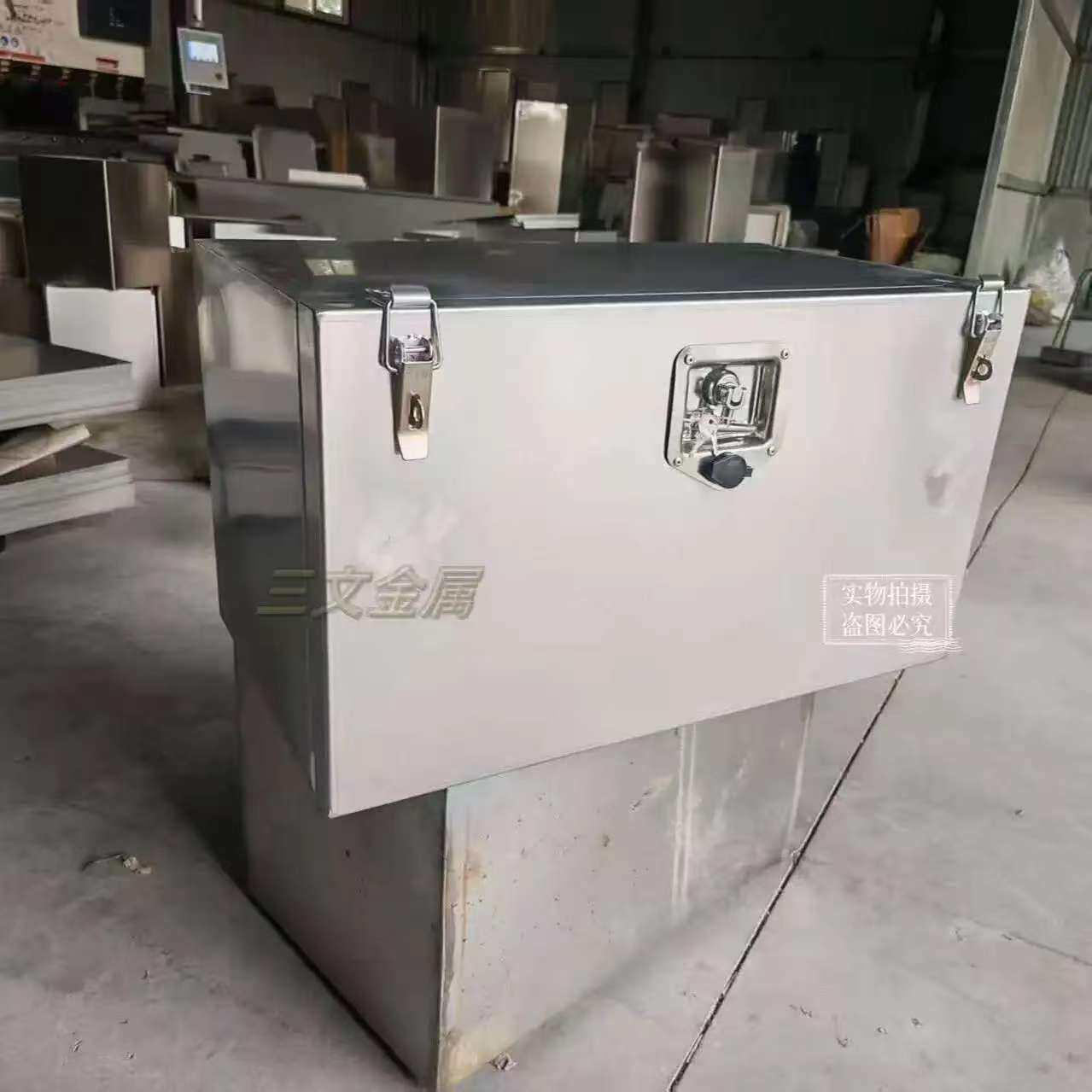 货车专用不锈钢工具箱车载储物工具箱半挂车加大工具箱防水满焊