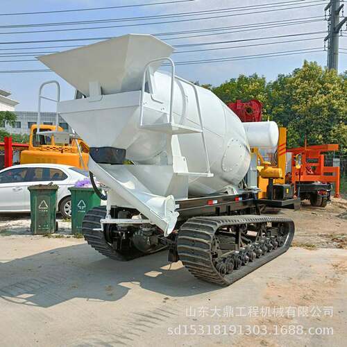 水泥砂浆履带搅拌车混凝土运输履带罐车4方履带式商砼车厂家