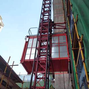 山东厂家建筑工地双笼SC200人货电梯施工升降机施工电梯