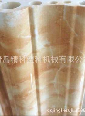 供应PVC石塑挡水条设备PVC高钙双螺杆挤出机塑料踢脚线生产设备
