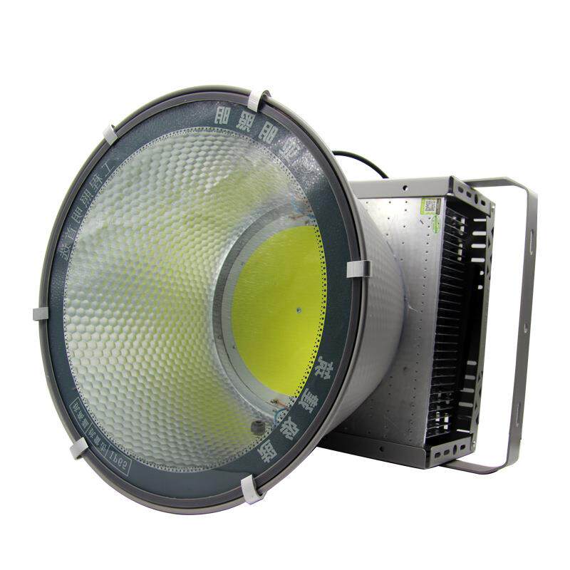 亚明亚其鳍片塔吊灯照明灯具400W600W1000WLED建筑之星LED投光灯