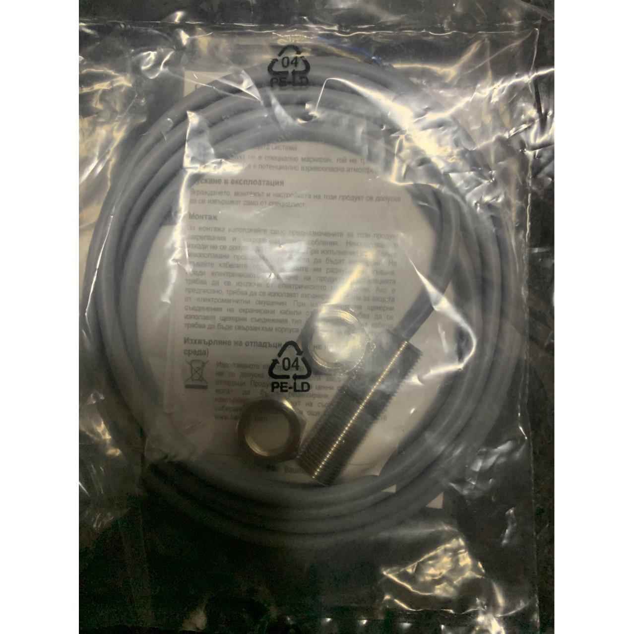 IFRM 12P1502-BL 接近开关 Baumer