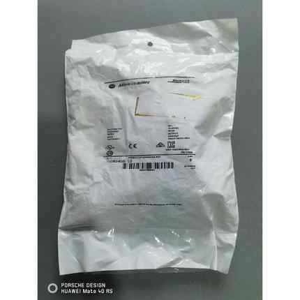 AB罗克韦尔光电开关传感器 42GRU-9200-QD 全新 备件/咨询