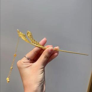 发钗新中式 黄金色古法龙凤尾流苏发簪古典气质设计款 簪子婚嫁发饰