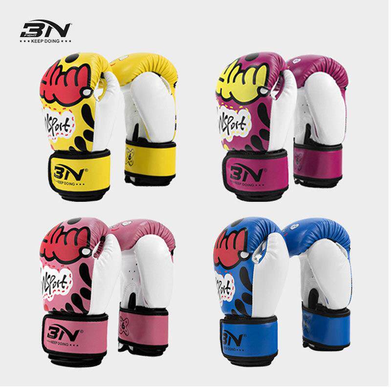 BN泰拳儿童拳套男孩搏击小孩女孩训练散打少儿6OZ拳击手套