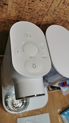 打听下laica莱卡和美的净水器哪个好，说说laica莱卡直饮一体机好不好？