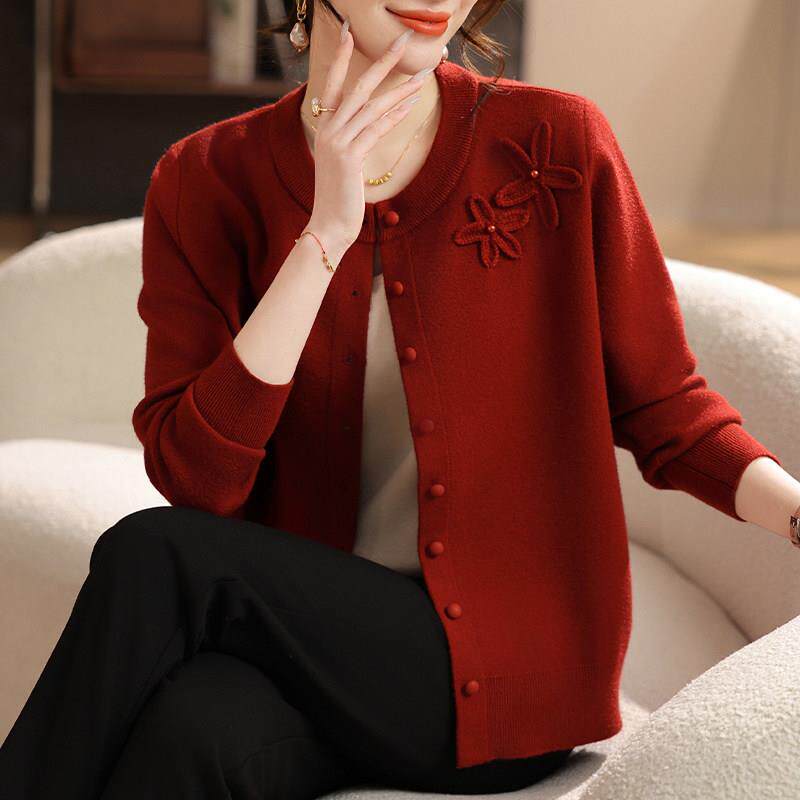 洋气妈妈春装2026新款针织开衫上衣中老年人女春秋长袖毛衣外套