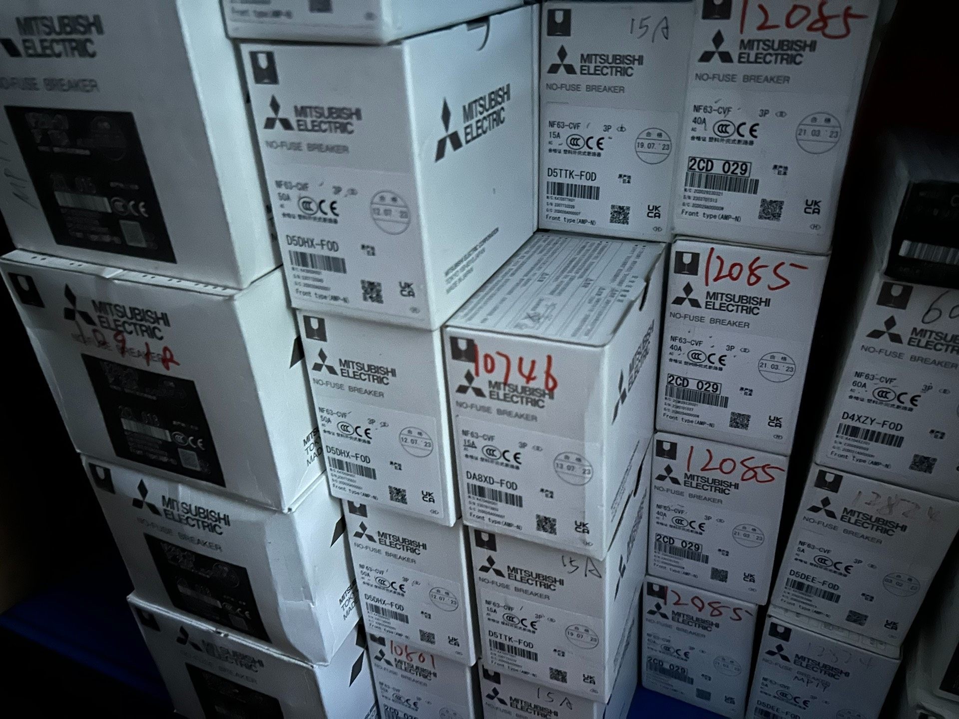 全新原装三菱塑壳断路器开关NF63-CVF 3P 50A 4