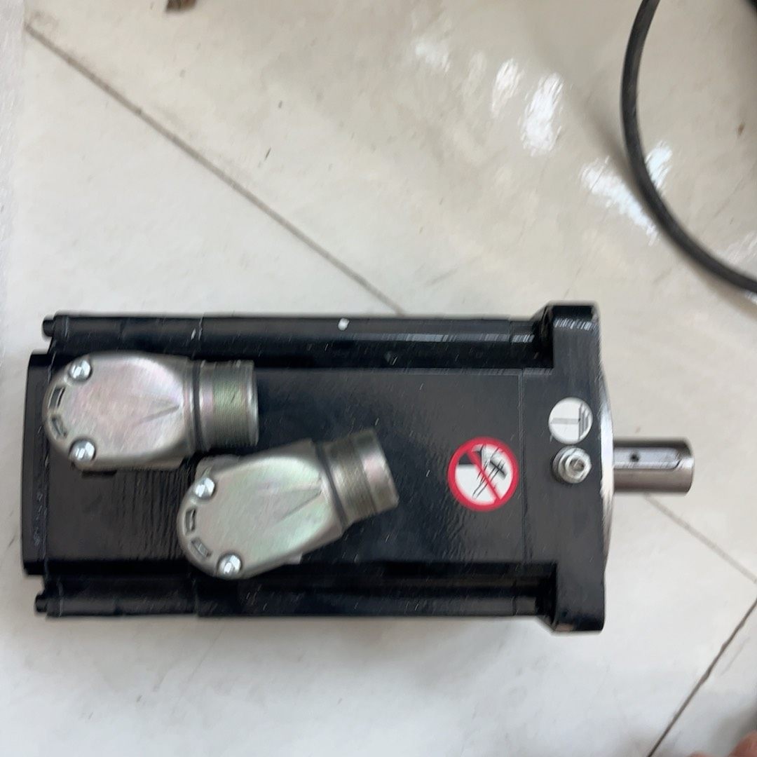 施耐德电机 BSH1001P31A2A 拆机功能包好！实物拍