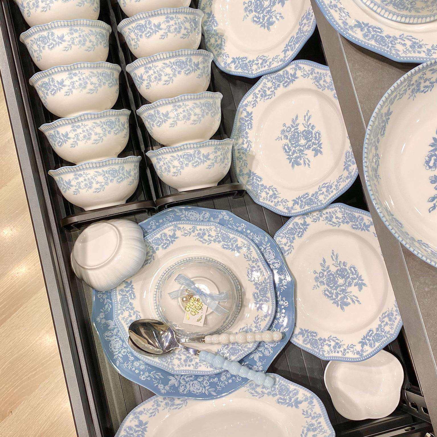 复古蓝色花卉碗碟套装家用陶瓷碗盘餐具新款饭碗汤面碗深盘设计感