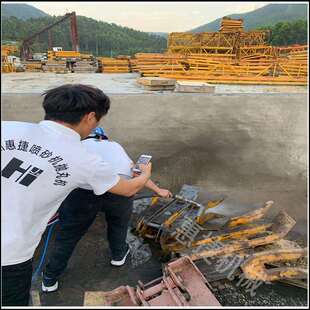 天然气储化工储化工管道水除锈喷砂机压脱漆水喷砂机