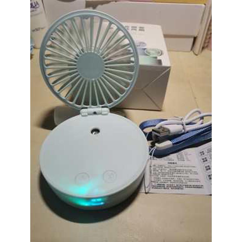 便携喷雾小风扇桌面加水制冷加湿折叠随身携带可充电静音学生大风
