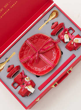 纪恋订婚结婚红色碗碟餐具套装送新人乔迁家用盘子碗筷组合装礼品
