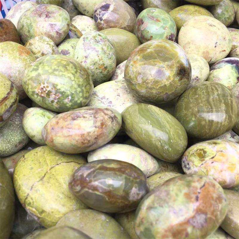 厂家天然水晶把玩绿欧泊原石把玩摆件跨境电商热销大颗粒盆景