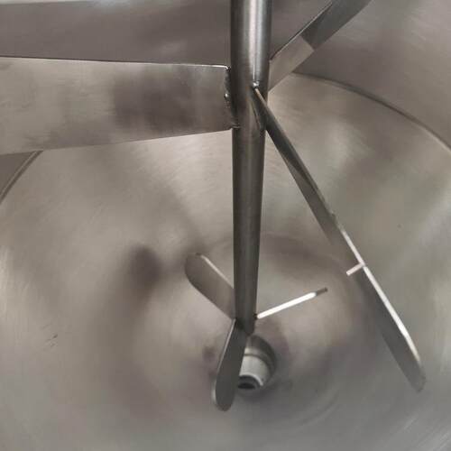远杨小型立式半自动加热恒温搅拌灌装机气动彩妆水粉霜分装机