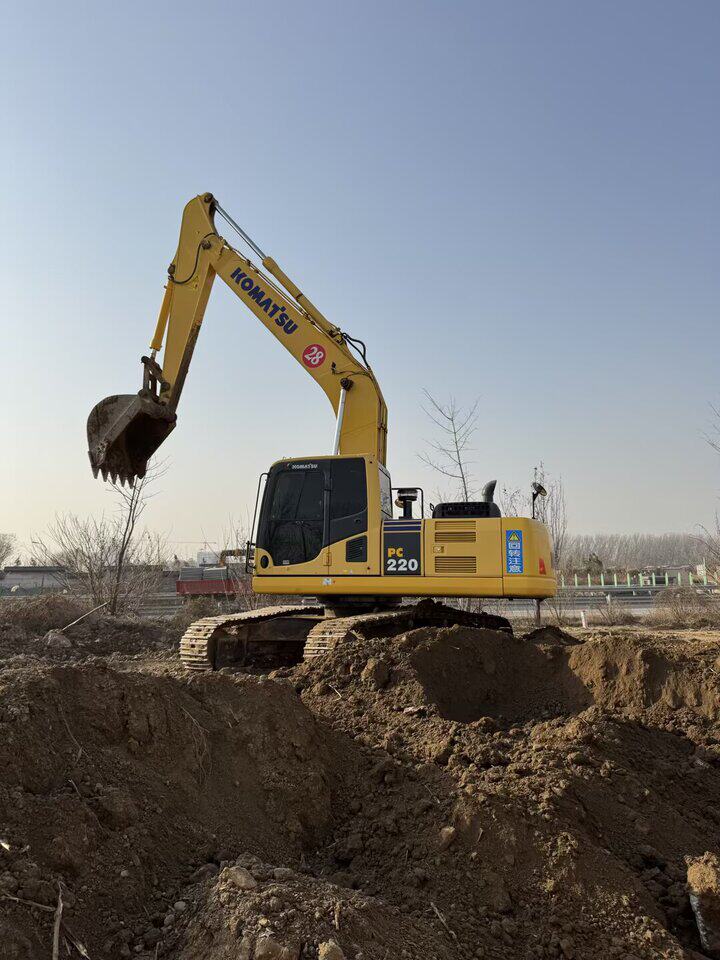 4月15日保定小松220挖掘机网络拍卖公告