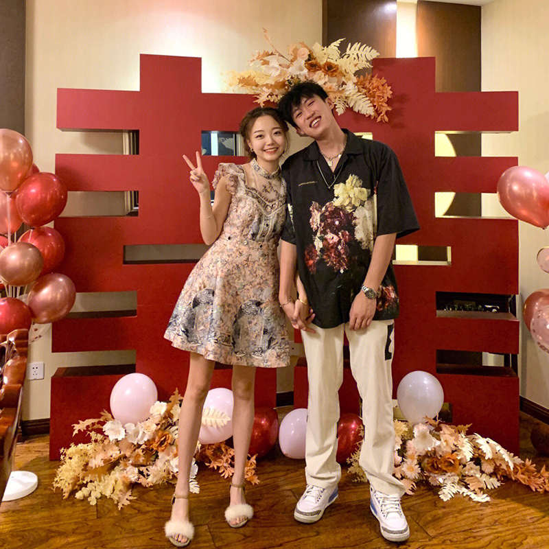 订婚立体喜字装饰kt板结婚宴简约背景板网红双囍摆件气球场景布置