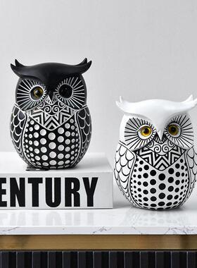 简单和轻豪华猫头鹰动物树脂工艺品装饰家庭客厅电视柜桌面玄关装