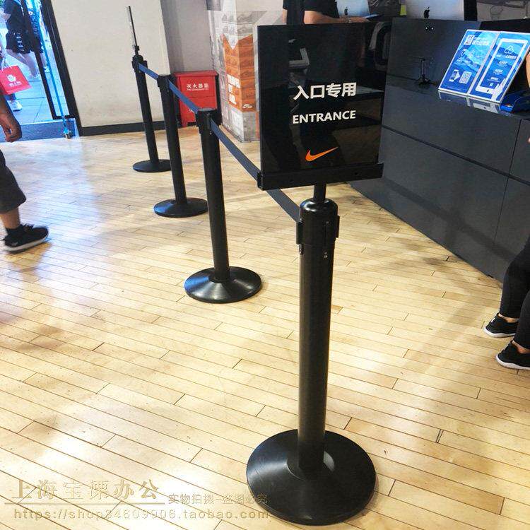 黑色广告横牌机场插牌围栏指示水牌A3A4插牌隔离带一米线栏杆插牌