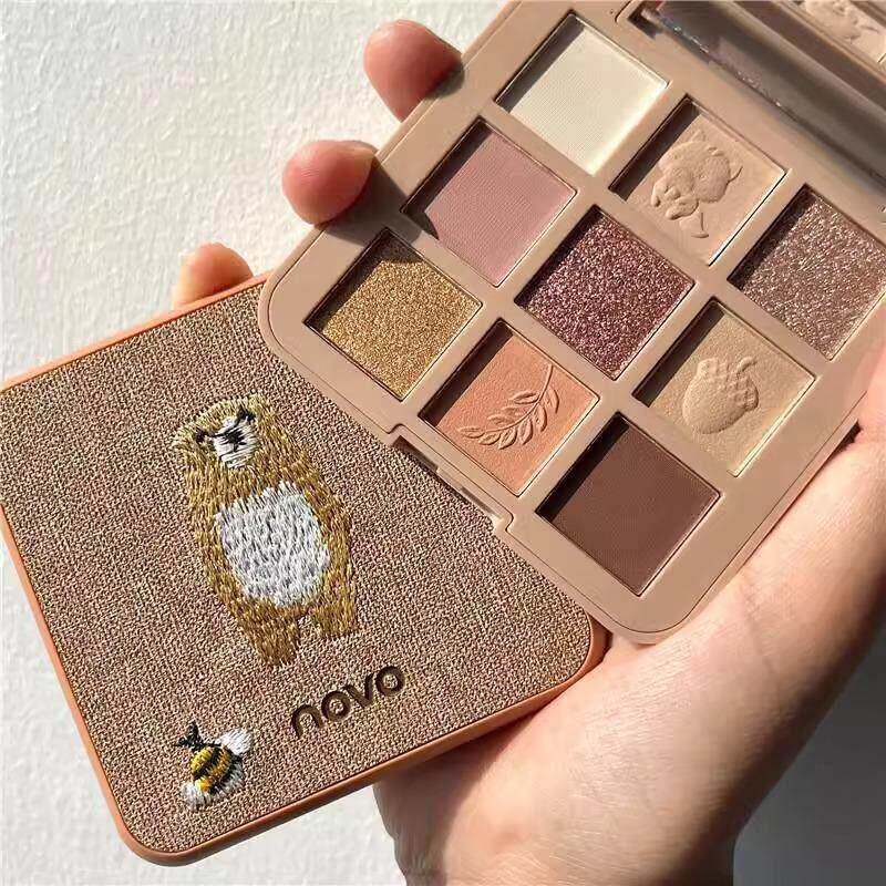 NOVO刺绣九色眼影盘珠光哑光防水不脱妆学生平价大地色眼影