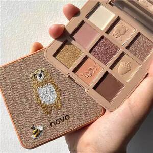 NOVO刺绣九色眼影盘珠光哑光防水不脱妆学生平价大地色眼影