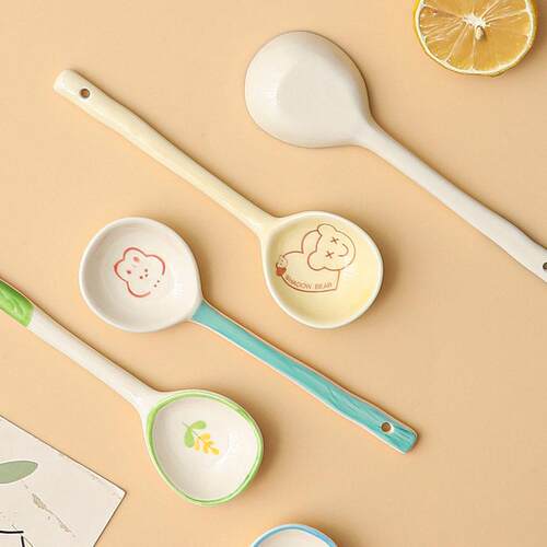 机翻 · 通用领域 Cute Ceramic Spoon Long Handle Children