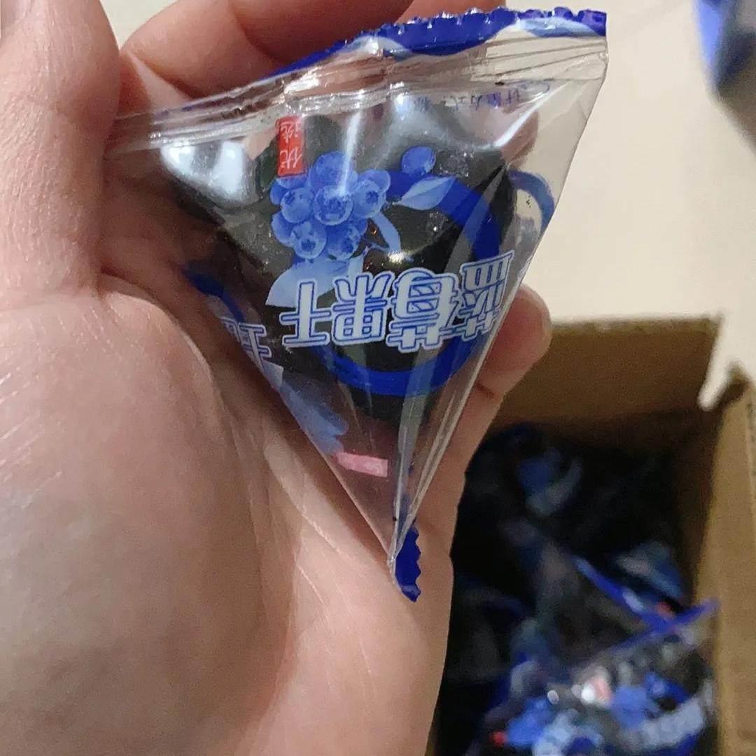 新鲜蓝莓干大兴安岭野生蓝莓果干儿童孕妇休闲零食小包装整箱
