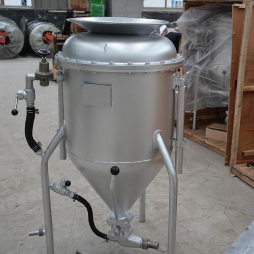 BQF-100型矿用装药器风动铁矿用30米输药器BQF-100II型50米深孔用